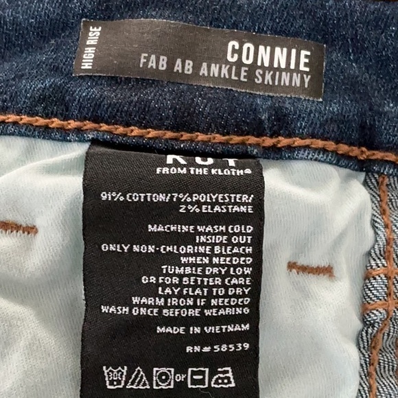 KUT from the Kloth Connie Fab Ab Ankle Skinny Jeans. - Picture 5 of 7